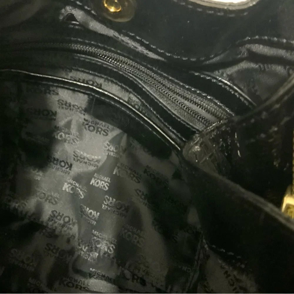 Michael Kors Textured Leather Zipper Shoulder Black Bag Purse